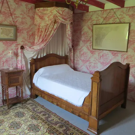 Chambres D'hotes De Cadalen Bed & Breakfast *